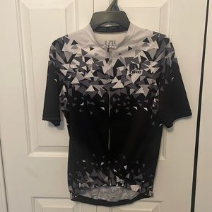 INBIKE Men's Cycling Sz medium  zip top GUC B71